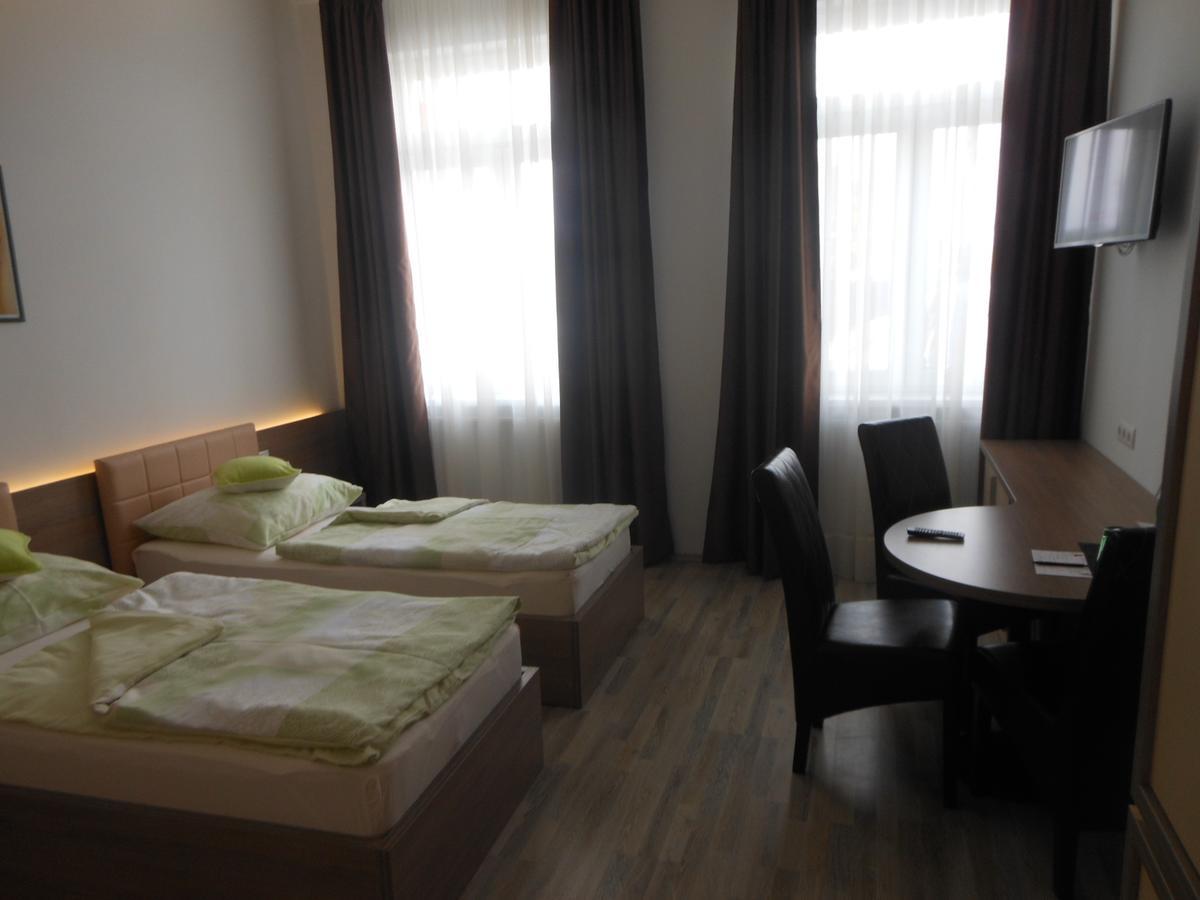 Hotel Garni Neudorfl Luaran gambar